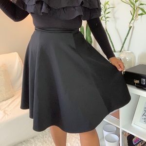 Maxi Black skirt